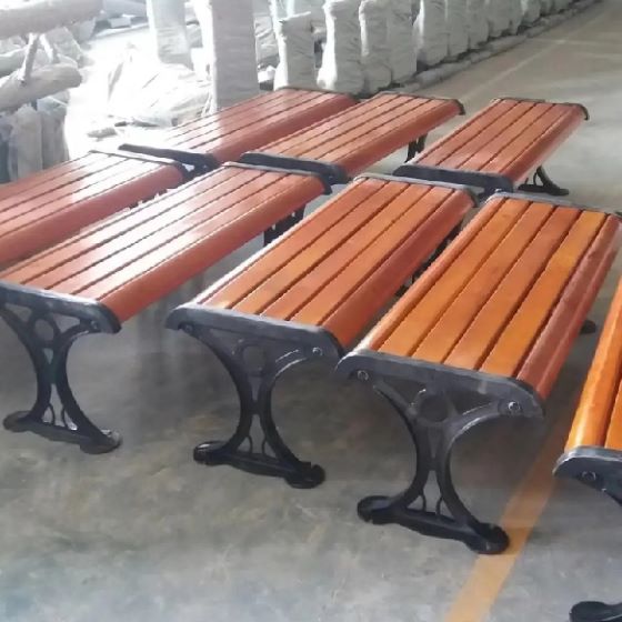 青海公园椅子厂家定制木纹椅公园配备
