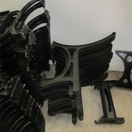 广西厂家定制销售大量现货座椅铸铁腿
